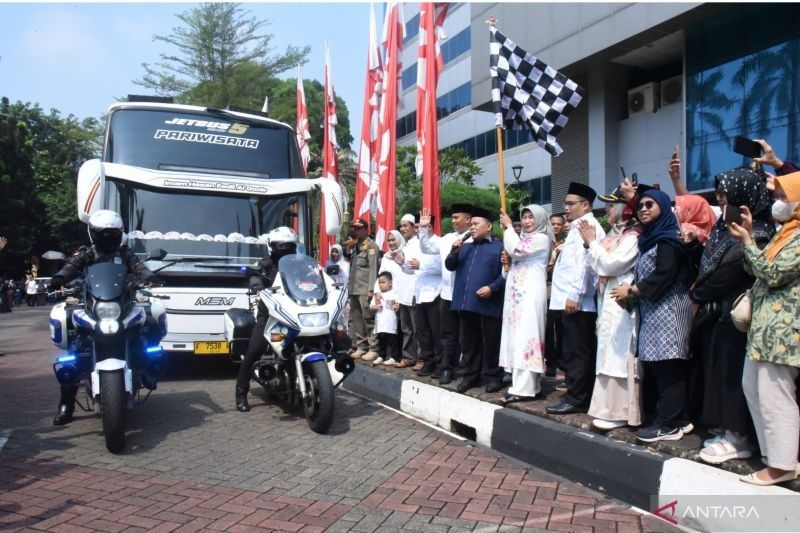 150 Calon Jamaah Haji Jaktim Dilepas, Pemkot Berharap Kembali Jadi Haji Mabrur