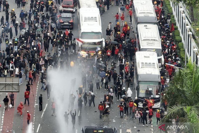 13 Pelaku Anarkis di Aksi May Day Ditangkap Polda Metro Jaya