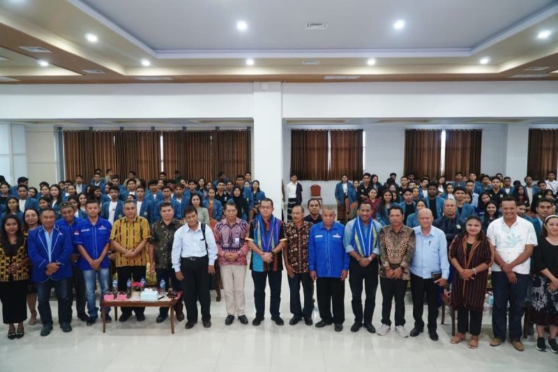 NTT Bidik Indonesia Emas 2045: Gubernur Ajak Kampus Jadi Mitra Strategis