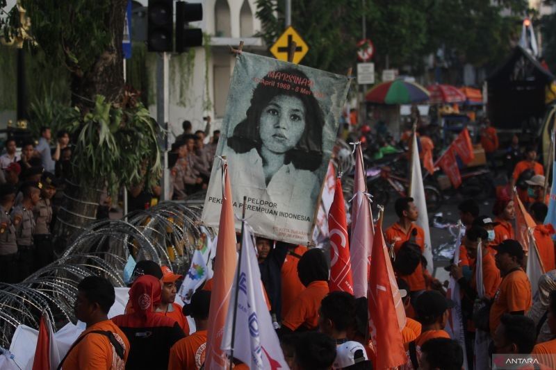 Misteri Marsinah: Usulan Pahlawan Nasional dan Relasi Pemerintah-Buruh yang Berubah