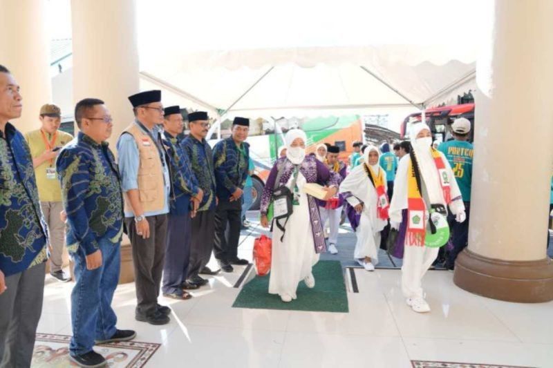 230 Calon Haji Sinjai Tiba di Asrama Haji Sudiang, Siap Menuju Tanah Suci