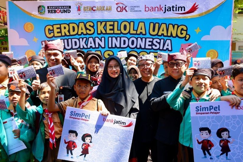 OJK dan Pemkab Banyuwangi Luncurkan Program Literasi Keuangan Nasional untuk Pelajar