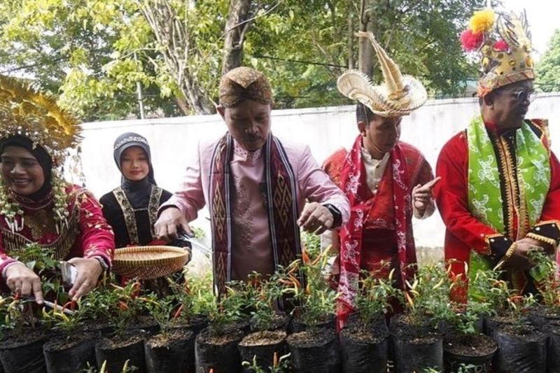 Pegawai Pemkot Madiun Wajib Tanam Cabai, Terong, dan Tomat demi Ketahanan Pangan
