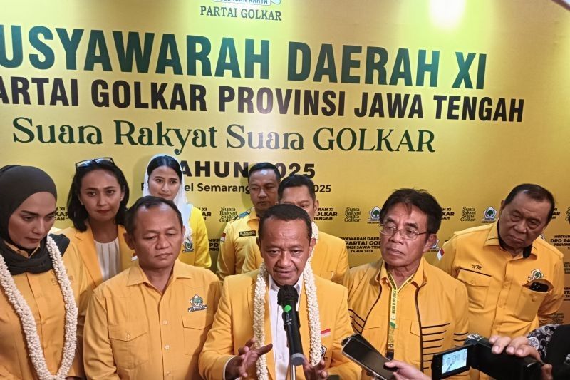 Bahlil Lahadalia Tekankan Pentingnya Konsolidasi Partai Golkar hingga Tingkat Desa