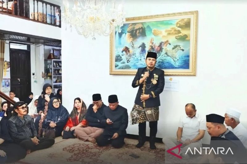 Kaltim Berduka: Gubernur Kaltim Kenang Prof. Sarosa sebagai Guru Besar Terbaik