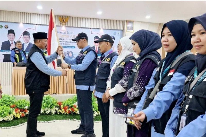 Jamaah Haji Pinrang Kloter 2 Berangkat ke Tanah Suci
