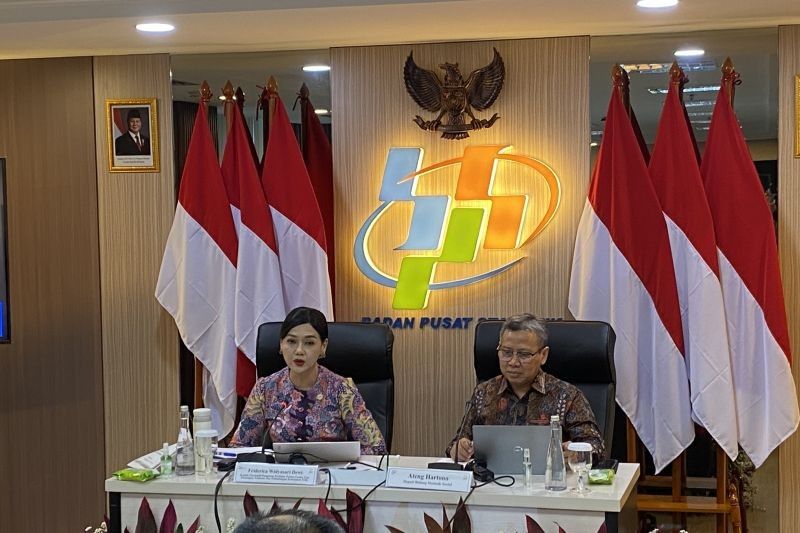 Tingkat Pendidikan Pengaruhi Literasi dan Inklusi Keuangan di Indonesia: Temuan SNLIK 2025