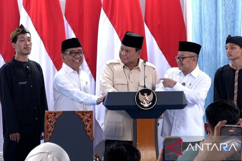 Presiden Prabowo Tekad Hemat Demi Perbaiki 330.000 Sekolah Rusak di Indonesia