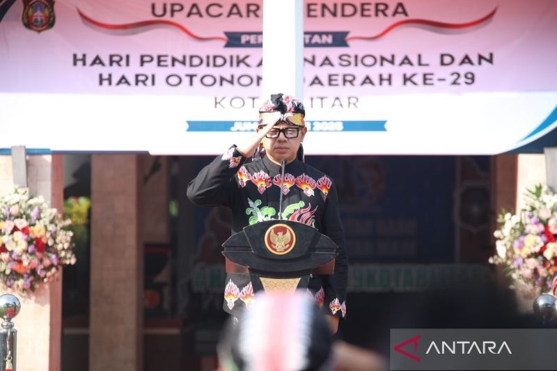 Hardiknas 2024: Wamendagri Ajak Bangun Pendidikan Berkarakter, Teladani Semangat Ki Hajar Dewantara