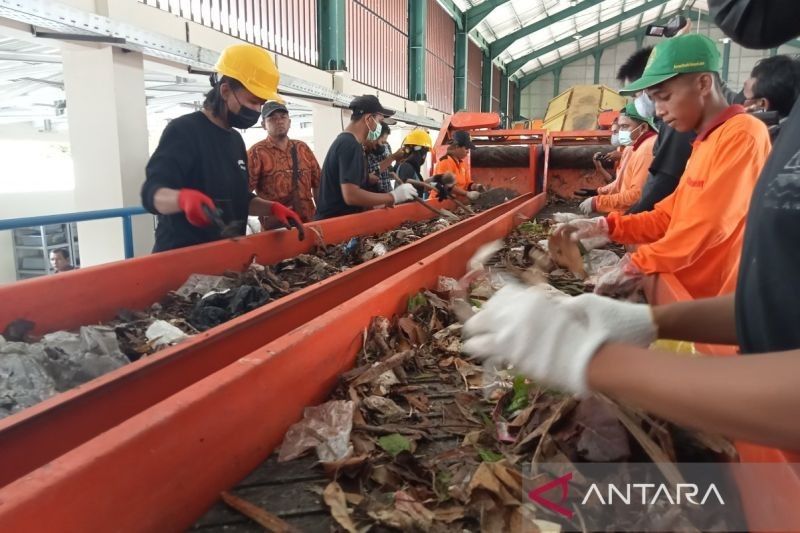 Indonesia Berpacu dengan Waktu: Atasi Masalah Sampah dengan Teknologi dan Perubahan Perilaku