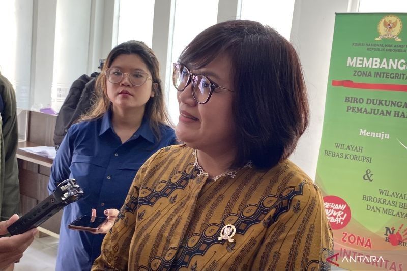 Komnas HAM Tolak Vasektomi Ditukar Bansos: Tindakan Melanggar HAM
