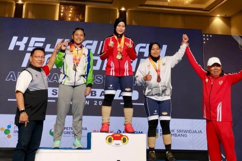 Nadita Aprilia: Atlet Angkat Besi Aceh Siap Harumkan Nama Indonesia di China