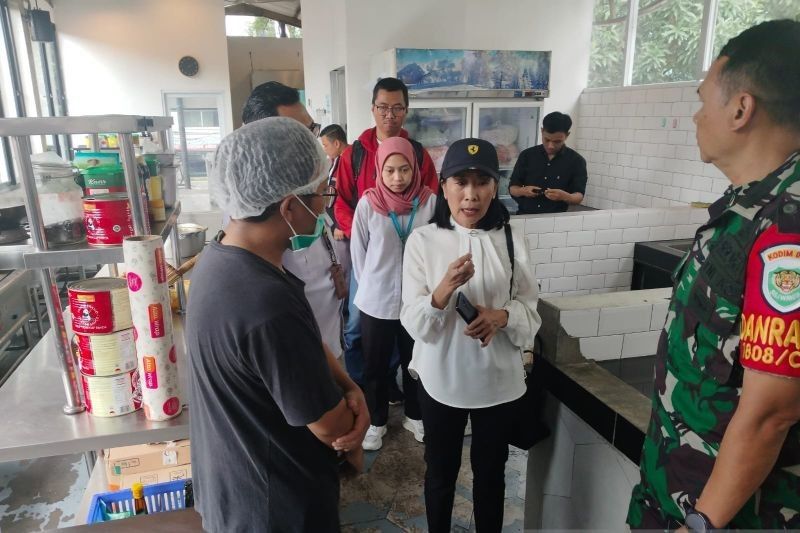 Pemkot Bandung Perketat Pengawasan MBG Usai Ratusan Siswa SMP Keracunan
