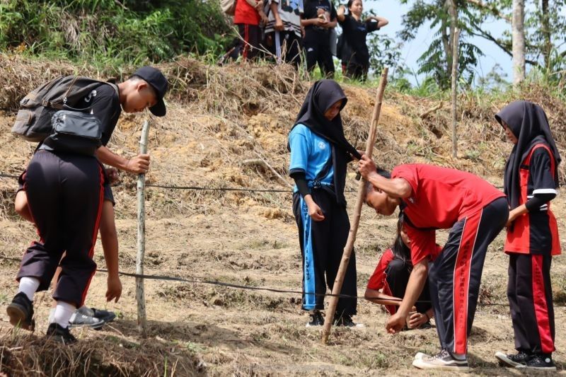 Disdikbud Bengkayang Gerakkan Penanaman Jagung di Sekolah: Wujudkan Ketahanan Pangan Sejak Dini