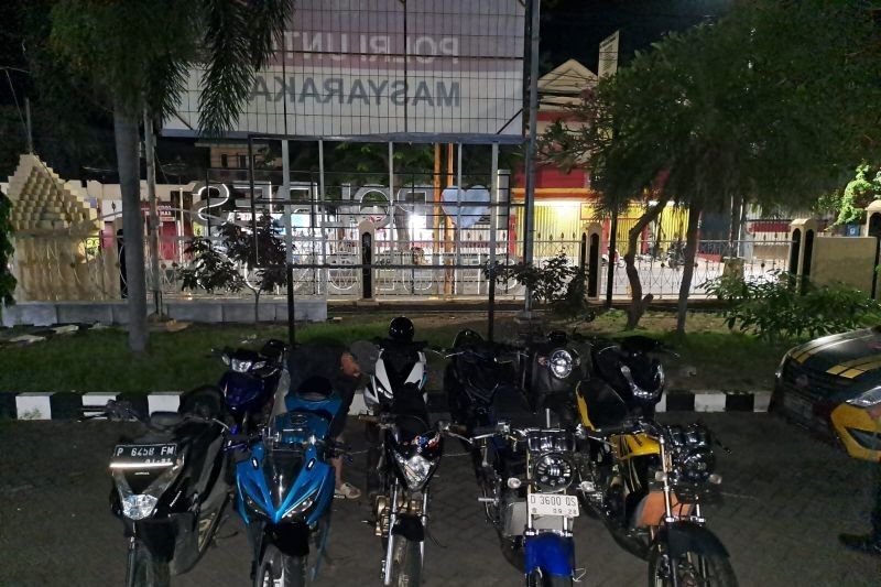 Polres Situbondo Tertibkan Balap Liar, Puluhan Motor Diamankan