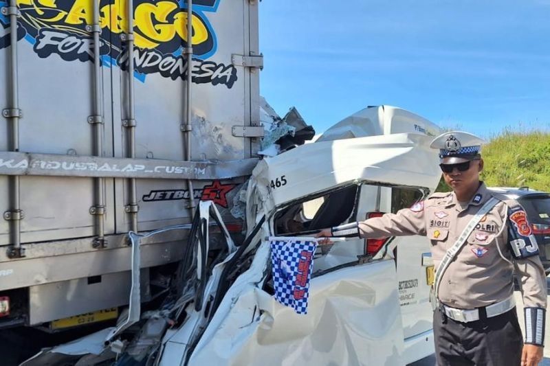 Sopir Travel Jadi Tersangka Kecelakaan Maut Tol Cisumdawu, Tiga Orang Meninggal