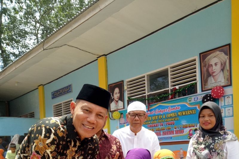 Pemkab Pasaman Imbau Sederhanaan Acara Pelepasan Siswa: Cegah Pungli dan Manfaatkan Potensi Lokal