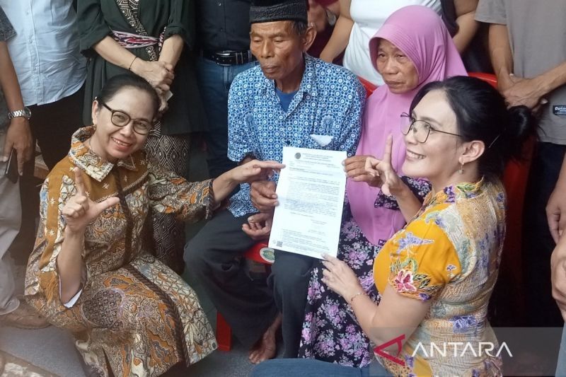 DPR Apresiasi Pemblokiran Sertifikat Tanah Mbah Tupon: Kasus Penipuan Terungkap?