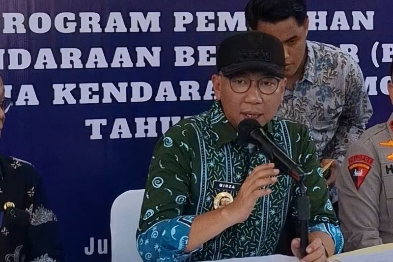Gubernur Lampung Ancam Potong Tukin ASN Penunggak Pajak Mobil Dinas