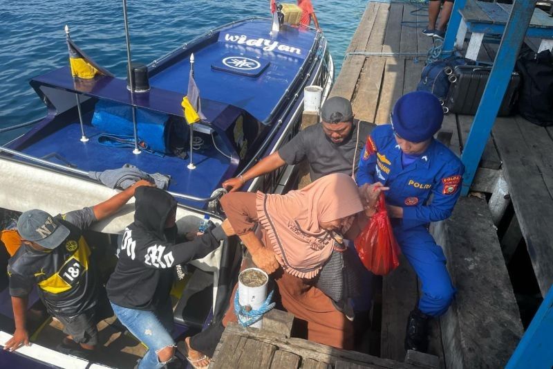 Patroli Premanisme di Pelabuhan Ternate: Ditpolairud Polda Malut Jaga Keamanan dan Beri Edukasi