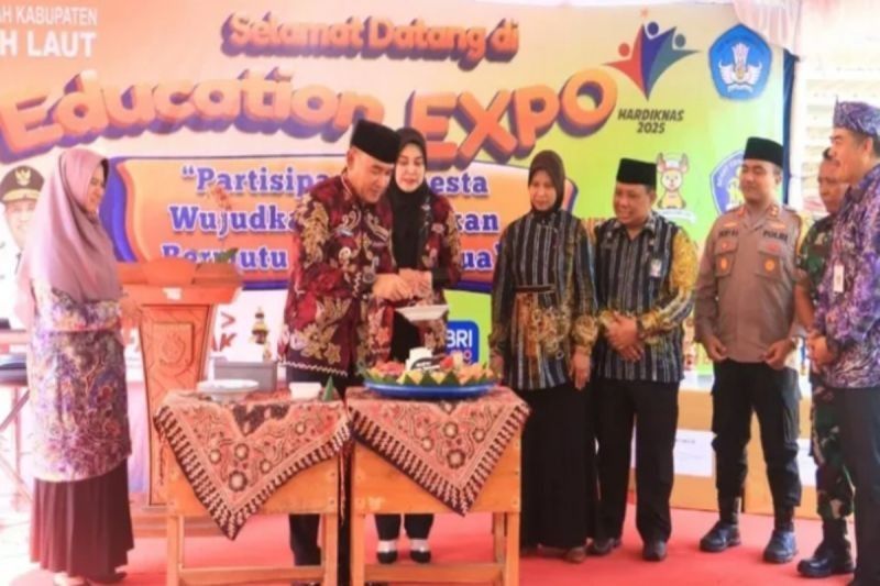 Bupati Tanah Laut Ajak Semua Pihak Bangun Pendidikan, Expo 2025 Jadi Bukti Komitmen