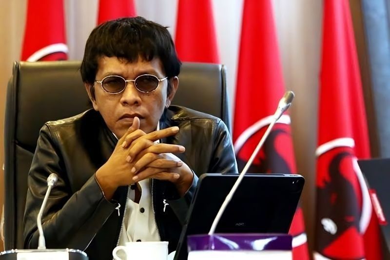 DPR Usul Batasi Komisi Agregator Taksi Online Maksimal 10 Persen
