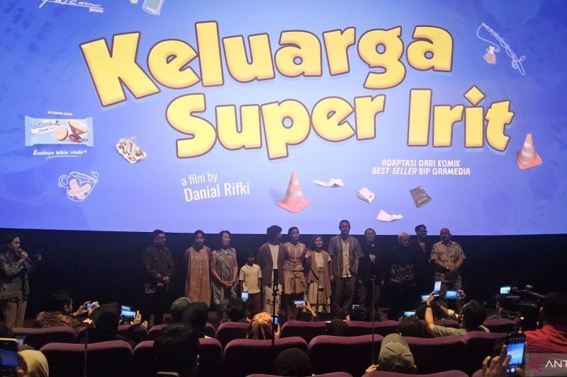 Don 'Jumbo' Den Bagus, Pengisi Suara Cilik yang Suka Komik 'Keluarga Super Irit'