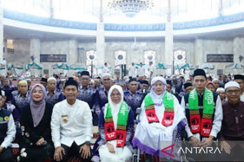 Calon Haji Banjarmasin Terdepan: Kloter Pertama Menuju Tanah Suci Tahun 2025