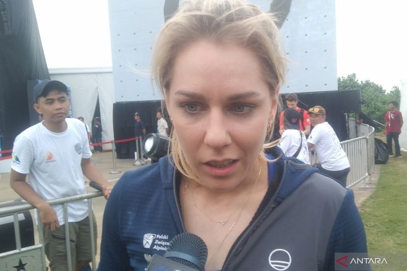 Miroslaw Aleksandra Raih Emas di Piala Dunia Panjat Tebing Bali 2025!