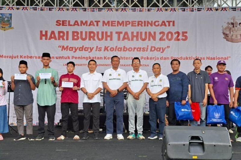Pemkot Jaksel Berikan Santunan Anak Yatim di Hari Buruh: Wujud Kebersamaan dan Kesejahteraan