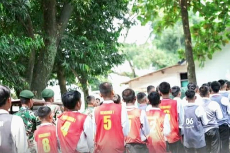 Pembinaan Karakter Pelajar di Markas TNI: Tingkatkan Disiplin dan Tekan Kenakalan Remaja