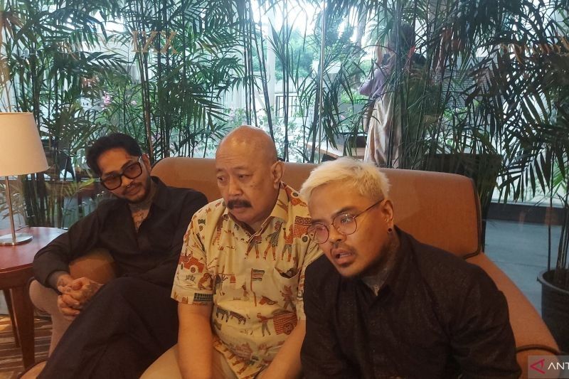 Coki Pardede dan Indro Warkop: Film 'Keluarga Super Irit' Lebih dari Sekedar Komedi