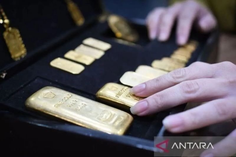 Harga Emas Antam, UBS, dan Galeri24 Turun! Cek Daftar Harga Terbarunya