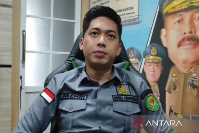 Pemeriksaan Tersangka Korupsi Batik Dinas PMD Sumsel Ditunda