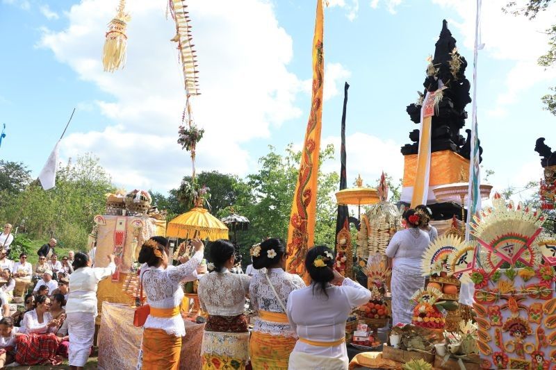 Gubernur Bali Resmikan Pura Pertama di Belanda: Semboyan Gotong Royong Menggema di Eropa