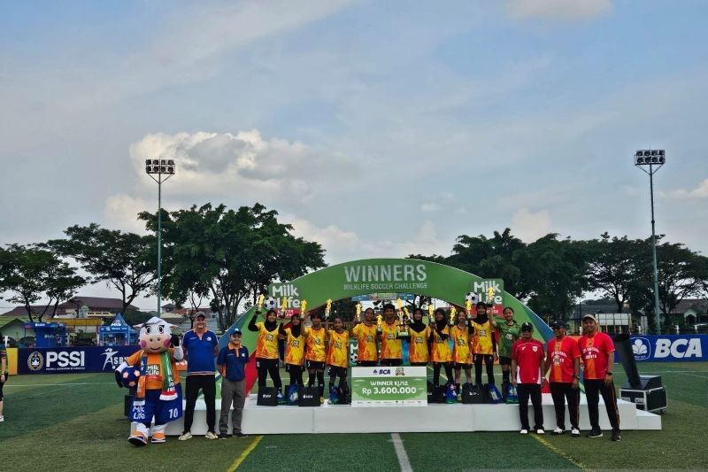 SDN Kalisari 01 Juara Milklife Soccer Challenge Jakarta 2025!