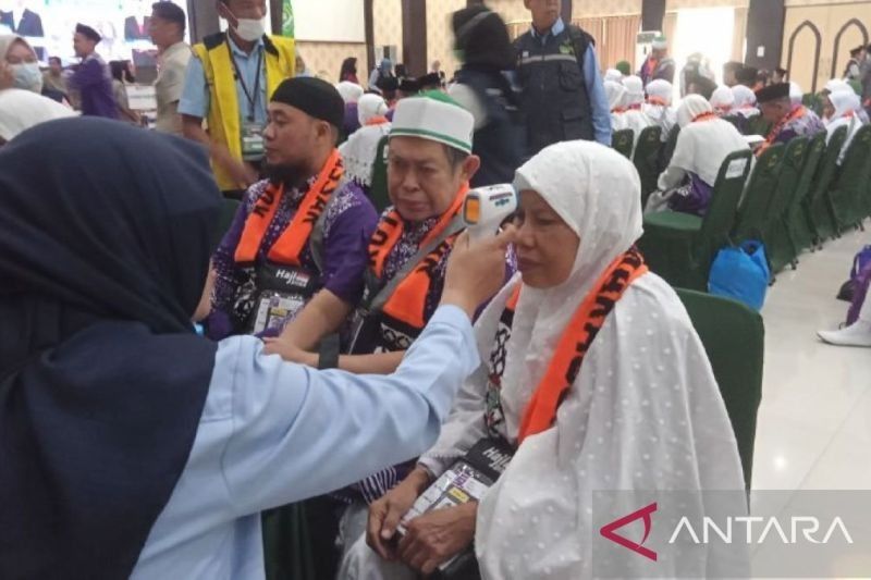 1.960 Calon Haji Sudah Berangkat dari Embarkasi Makassar