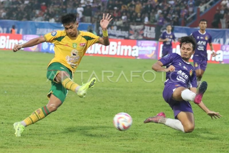 Dramatis! Persik Kediri Tahan Imbang Persebaya Surabaya 3-3