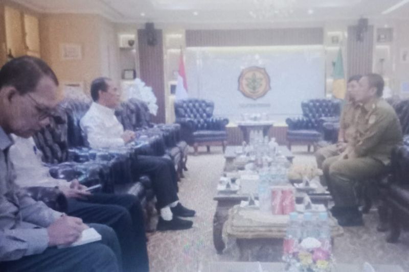 Mentan Amran Sulaiman Hadir di Puncak HUT Luwu Timur ke-22, Berikan Bantuan Pertanian