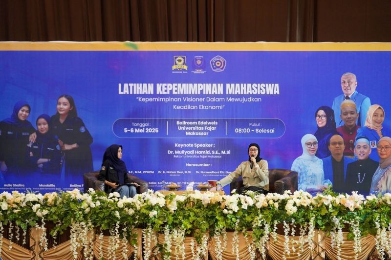 Kepemimpinan Visioner di Era Digital: Ketua DWP Sulsel Inspiratif bagi Mahasiswa Unifa