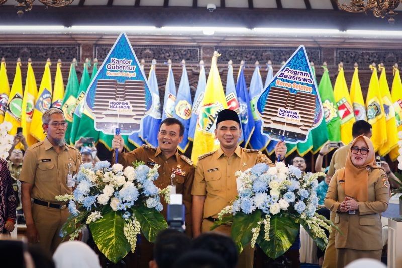 Kantor Gubernur Jateng Kini Jadi 'Rumah Rakyat', Gubernur Ahmad Luthfi Dukung Layanan Publik Lebih Dekat