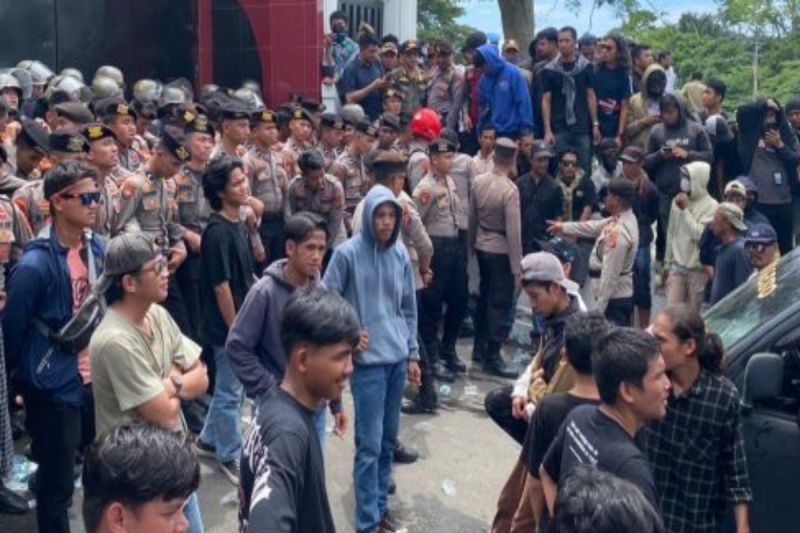 300 Personel Amankan Unjuk Rasa Tolak Tambang di Mamuju