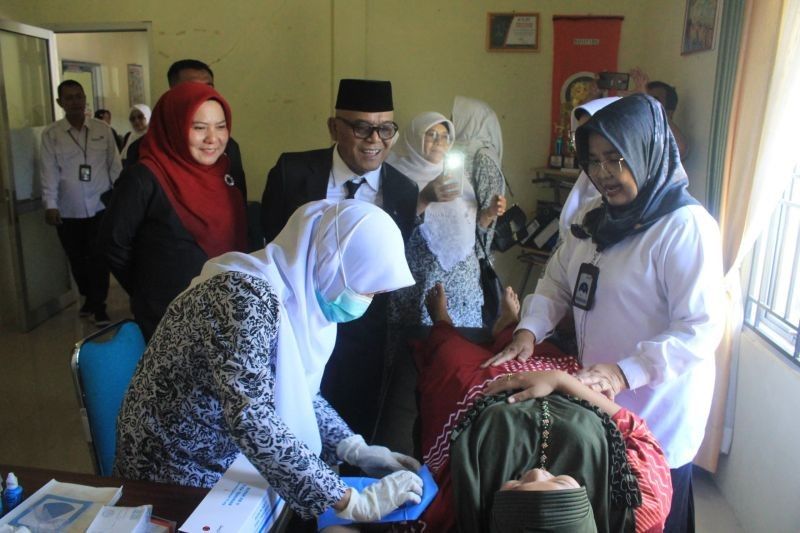 Pasaman Barat dan Pemprov Sumbar Intensifikasi Pelayanan KB untuk Tekan Stunting