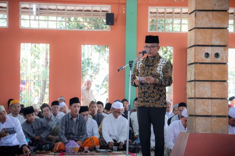 Gubernur Banten Ajak Masyarakat Teladani Ulama di Haul Abuya Bustomi