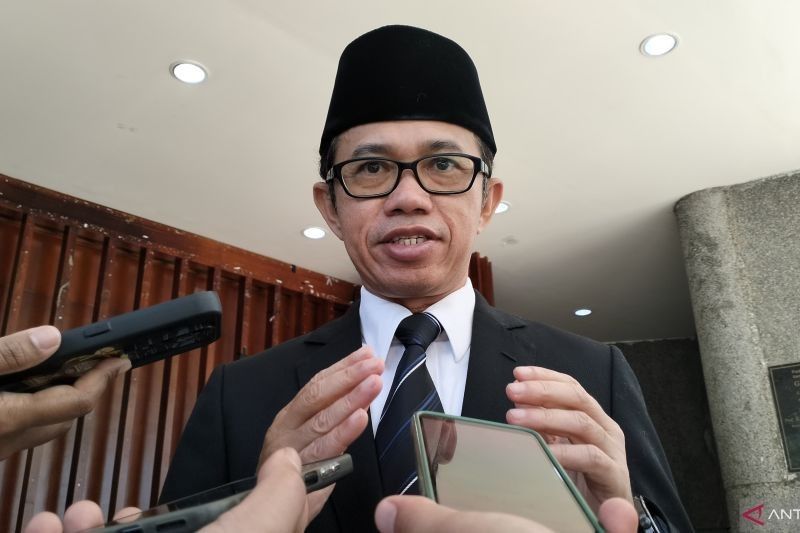 Unand Ajak Masyarakat Sumbar Adopsi Wakaf sebagai Gaya Hidup