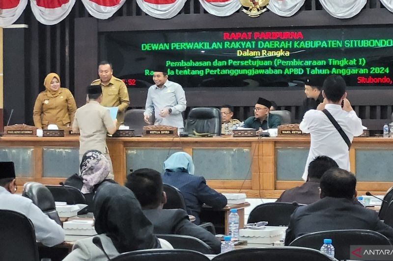 Bupati Situbondo Hapus Semua Hibah di APBD 2025 Kecuali untuk Mushala
