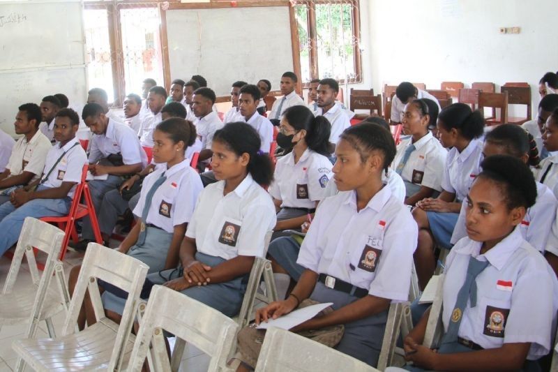 Polres Jayapura Ajak Pelajar Jauhi Kenakalan Remaja: Masa Depan di Tangan Generasi Muda