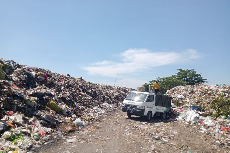 Pemkot Mataram Gagal Buang Sampah ke TPA Kebon Kongok, Cari Lokasi Sementara