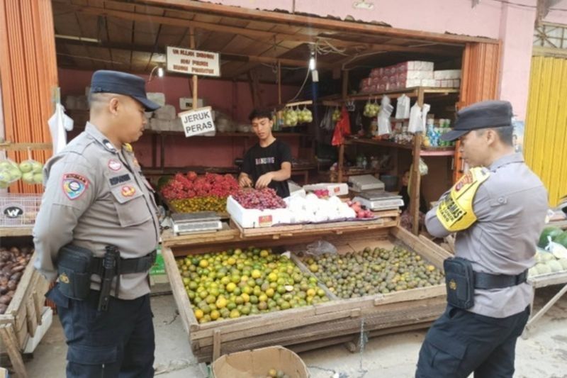 Polresta Bandarlampung Giatkan Patroli Anti-Premanisme di Pasar Tradisional