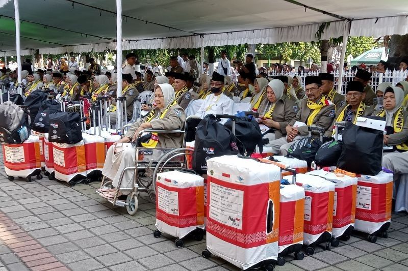 14 Calon Haji Mataram Tunda Keberangkatan, Visa Jadi Kendala
